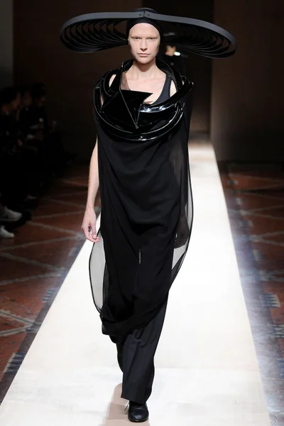 Look 41